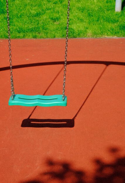 Kinder Swinger Grün-Gras Dunkel Orange Erde